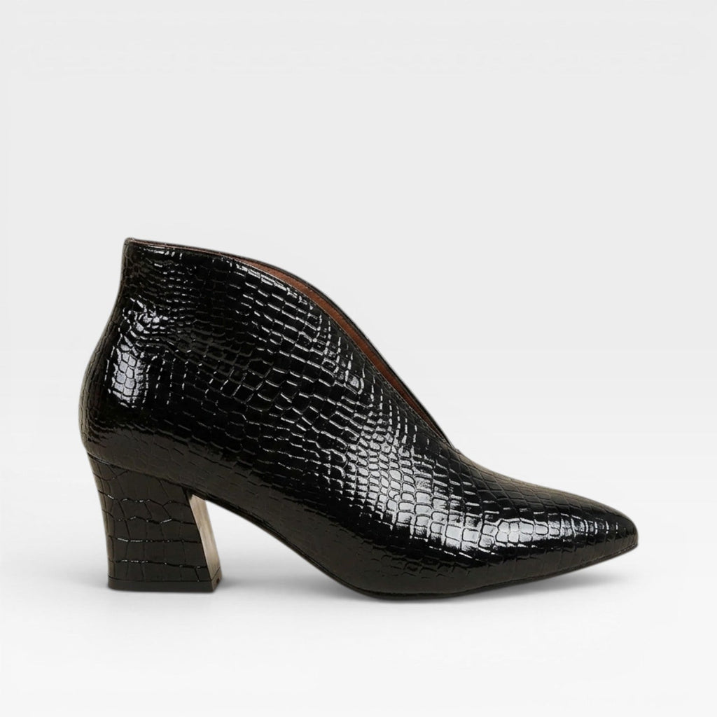 Women’s Croc Effect Ankle Boots – Elegant Pointed Toe Heeled Boots