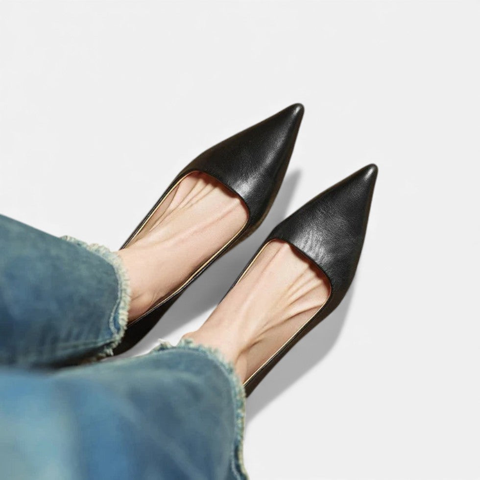 Women’s Leather Kitten Heels – Elegant Pointed Toe Low Heel Pumps